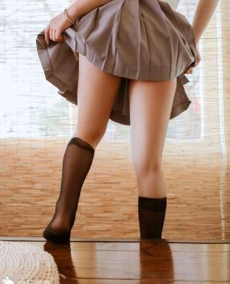 黑人扒开腿狂躁女人片_无删减完整版在线观看