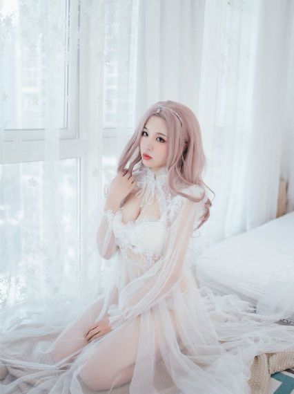 夜玩亲女裸睡的小妍第一部分_国产无码网页在线观看